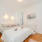 Apartment Perla